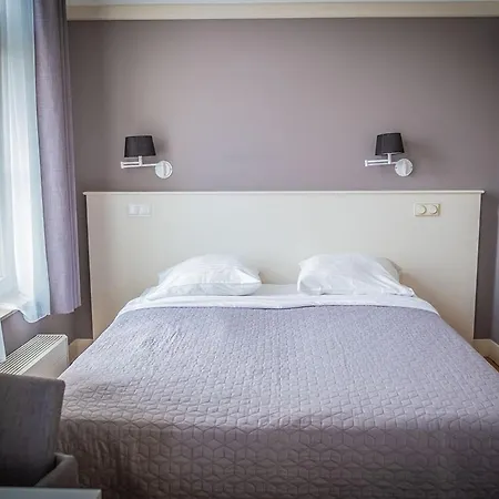 Four Star Apartments - Berkenbosch Blokstraat The Hague Room photo