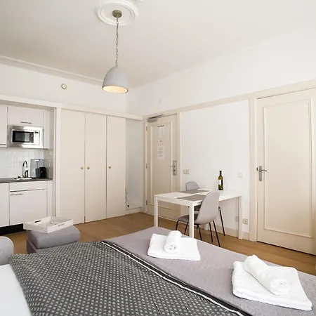 Four Star Apartments - Berkenbosch Blokstraat The Hague Room photo